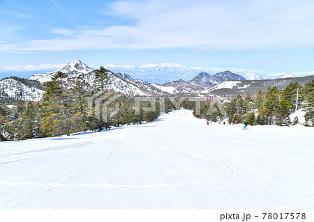 横手山スキー場 第2ゲレンデより妙高高原方面を望む(長野県山ノ内町)【2021.3】 横手山スキー場 第2ゲレンデより妙高高原方面を望む(長野県山ノ内町)【2021.3】 78017578