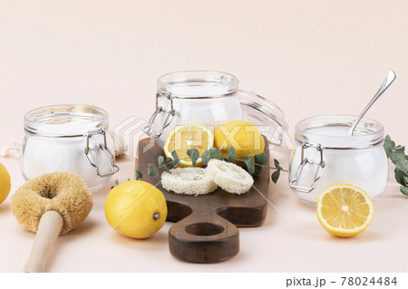 Zero waste cleaning - baking coda, citric acid pwoder, sodium carbonate powderutting board all iron spoon and wooden spoon 78024484