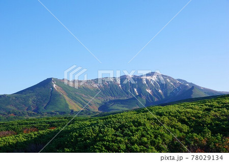 北海道 旭岳から当麻岳・安足間岳を望む 北海道 旭岳から当麻岳・安足間岳を望む 78029134