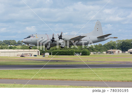 ドイツ海軍P-3Cオライオン対潜哨戒機離陸 ドイツ海軍P-3Cオライオン対潜哨戒機離陸 78030195