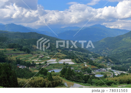 溜井の棚田 原風景 (高知県 土佐町)	 溜井の棚田 原風景 (高知県 土佐町)	 78031503