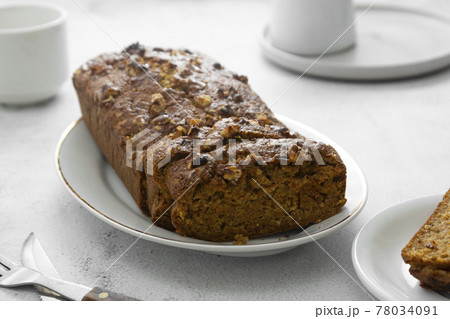 Homemade carrot cake with whlograin flour. Healthy pastry. Homemade carrot cake with whlograin flour. Healthy pastry. 78034091