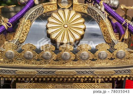 神輿 祭り 子供みこし 伝統行事 春 夏祭り お祭りの写真素材