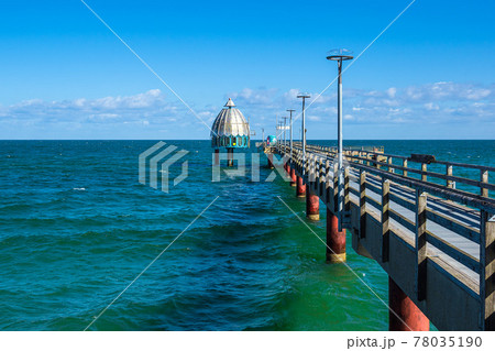 Pier on the Baltic Sea coast in Zingst, Germany Pier on the Baltic Sea coast in Zingst, Germany 78035190