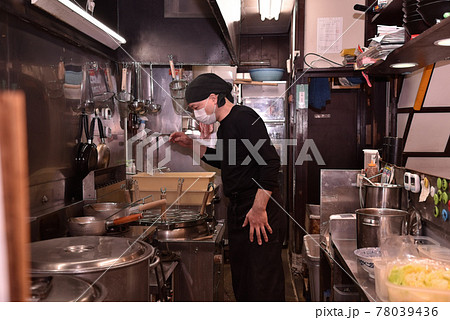 ラーメン屋の店主さん6 78039436