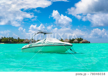 Boat in the Maldives Boat in the Maldives 78046038
