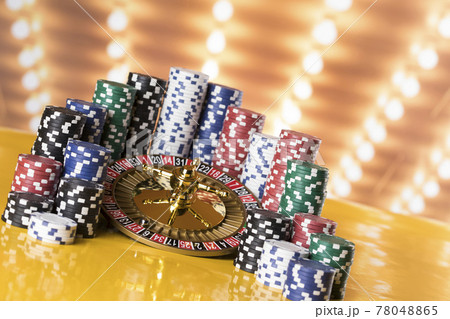 Casino roulette, running in a motion, Poker Chips 78048865