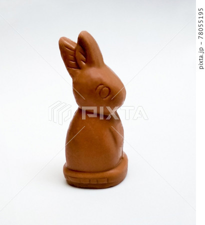 bunny shaped chocolate on white background bunny shaped chocolate on white background 78055195