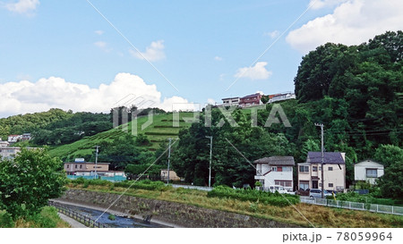 耳すませば 聖蹟桜ヶ丘 舞台 耳すまの丘を望む 耳すませば 聖蹟桜ヶ丘 舞台 耳すまの丘を望む 78059964