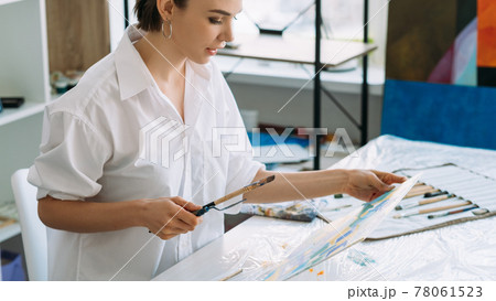 painting learning art class woman with artwork painting learning art class woman with artwork 78061523