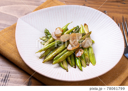 アスパラガスのバターソテー 78061799