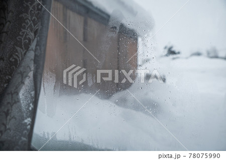 結露　イメージ 78075990