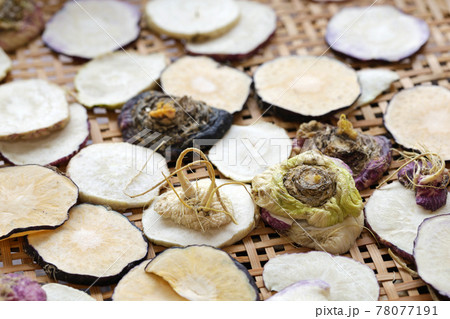 マカ天日干し 78077191