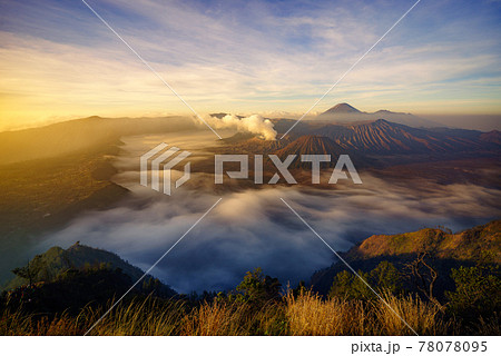 Bromo volcano at sunrise, East Java, Indonesia 78078095