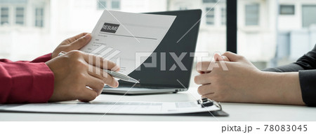 Business people hold a resume and talk to job applicants for job interviews about careers and Their personal history in the company. Recruitment concepts Business people hold a resume and talk to job applicants for job interviews about careers and Their personal history in the company. Recruitment concepts 78083045