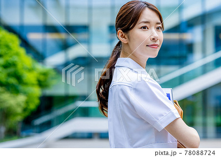 女性看護師イメージ 撮影協力「LINK FOREST」 女性看護師イメージ 撮影協力「LINK FOREST」 78088724