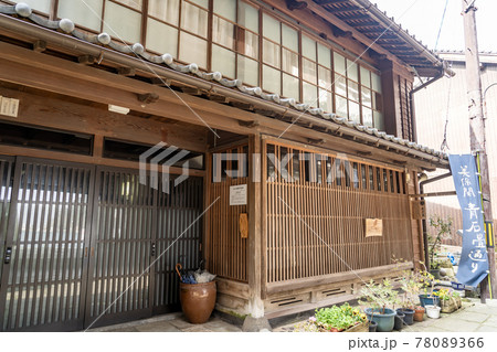 島根県松江市　美保関の青石畳通りのまちなみ 78089366