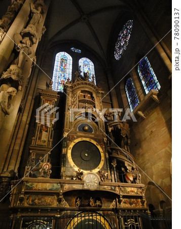 【ストラスブール】ノートルダム大聖堂 天文時計と天使の柱 78090137