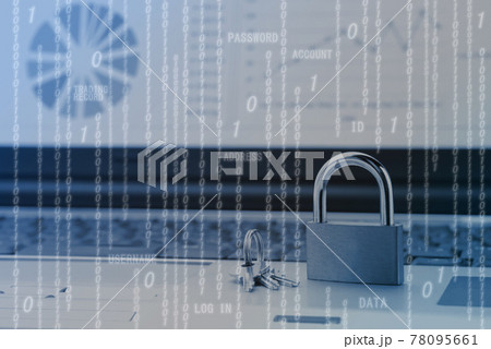 パソコンと南京錠―情報の保護イメージ 78095661