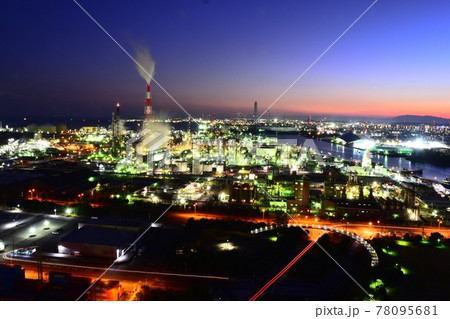四日市の工場夜景 四日市の工場夜景 78095681