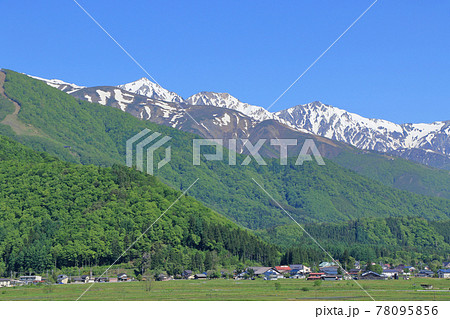 白馬山麓から望む5月の白馬三山 白馬山麓から望む5月の白馬三山 78095856