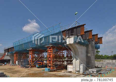 自動車専用道路の工事風景　東播磨南北道路 78100745