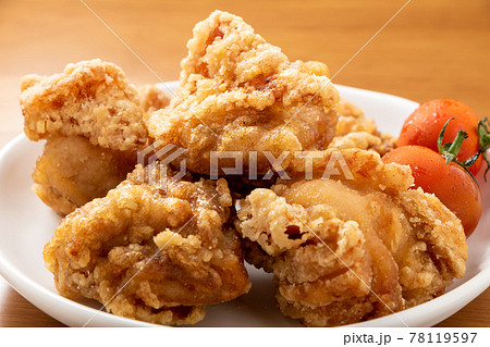 若鶏の唐揚げ(竜田揚げ)。 78119597