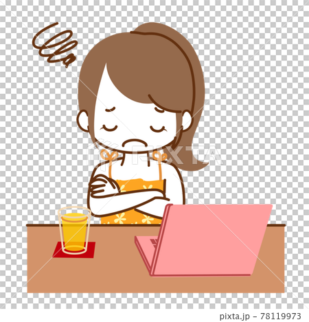 坐在電腦前的女孩 坐在電腦前的女孩 78119973
