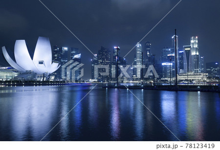 Beautiful ArtScience Museum at night in Marina Bay Sands in Singapore.  78123419