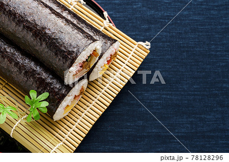 巻き寿司 78128296