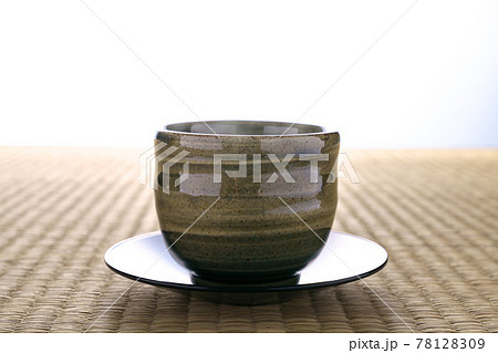 温かいお茶 78128309