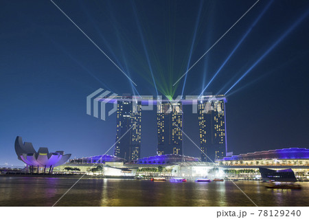Nightscape of Singapore Marina Bay Sand in Singapore Nightscape of Singapore Marina Bay Sand in Singapore 78129240