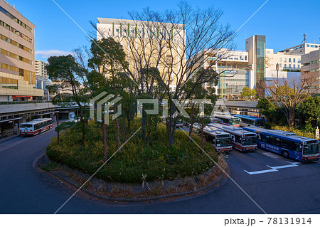 神奈川県川崎市麻生区 新百合ヶ丘駅南(上麻生1丁目)ロータリー 78131914