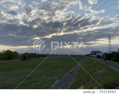 夕暮れ時 夕暮れ時 78134083