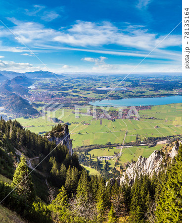 Green fields in Bavaria in Germany Green fields in Bavaria in Germany 78135164