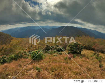 伯母子岳山頂からの稜線 伯母子岳山頂からの稜線 78138192