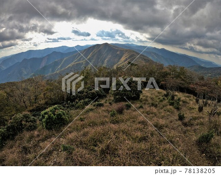 伯母子岳山頂からの稜線 伯母子岳山頂からの稜線 78138205