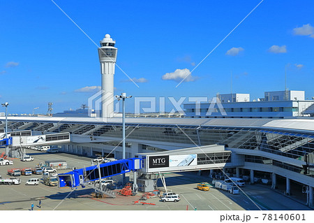 【愛知県】快晴下の中部国際空港（セントレア） 78140601