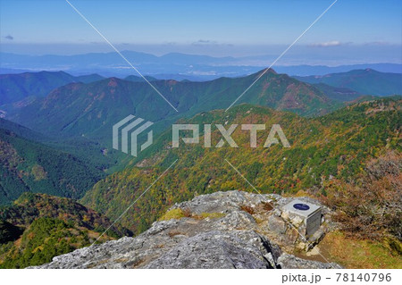 山上ヶ岳山頂からの周辺の山並み 山上ヶ岳山頂からの周辺の山並み 78140796