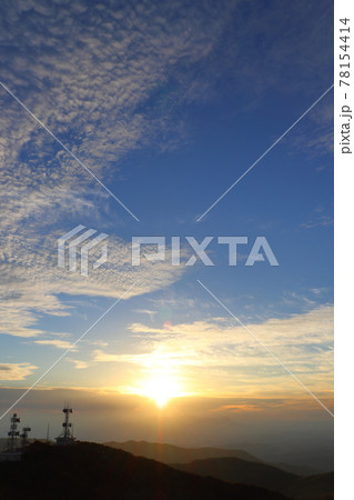 夕日と鉄塔　鰐塚山 78154414