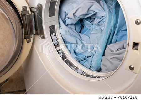 Lint from fabric trapped on laundry dryer filter 78167228