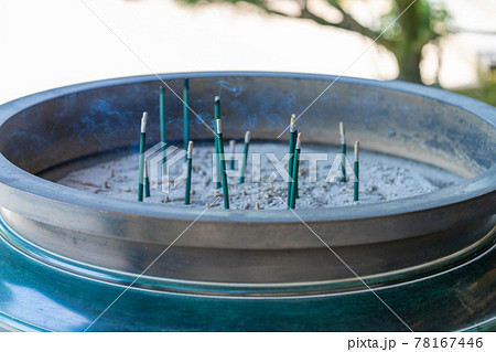 初夏の瑠璃光寺(るりこうじ)五重塔 山口県山口市 初夏の瑠璃光寺(るりこうじ)五重塔 山口県山口市 78167446