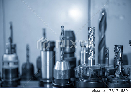 The various type of the solid carbide endmill tools for CNC milling machine . The various type of the solid carbide endmill tools for CNC milling machine . 78174689