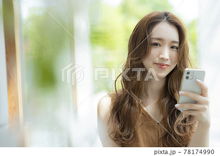 女性 笑う 笑顔 ビューティー 女性 笑う 笑顔 ビューティー 78174990