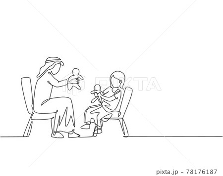 One continuous line drawing of young Arabian dad and daughter playing doll to wait fasting break. Happy Islamic muslim parenting family concept. Dynamic single line draw design vector illustration 78176187