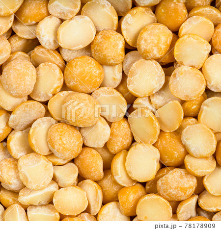 raw dried split yellow peas close up raw dried split yellow peas close up 78178909