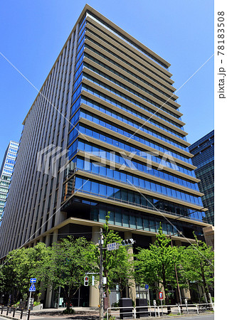 東京　神田錦町の都市風景　テラススクエア 78183508