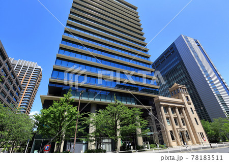 東京　神田錦町の都市風景　テラススクエア 78183511