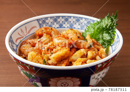 海鮮かき揚げ丼 78187311