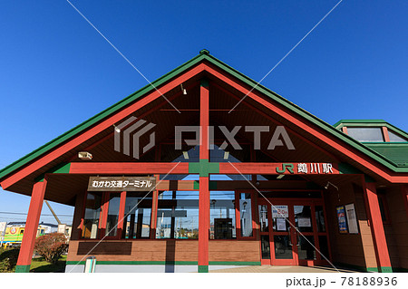 北海道_日高本線鵡川駅の風景 78188936